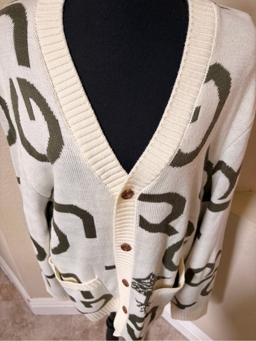 Lrg Cream Cardigan Sweater with Olive Graphic